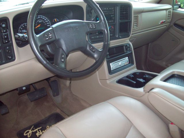 2005 GMC Sierra 1500 SES LOW Miles