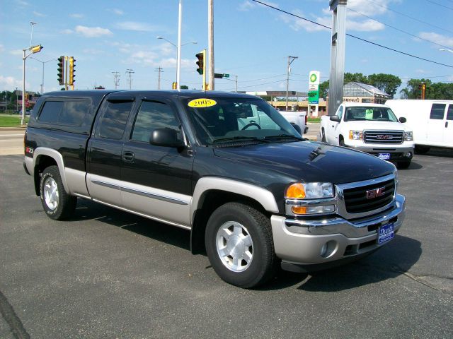 2005 GMC Sierra 1500 Standard 4X4 Hardtop