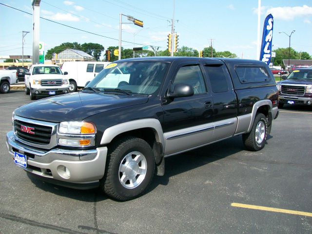 2005 GMC Sierra 1500 Standard 4X4 Hardtop