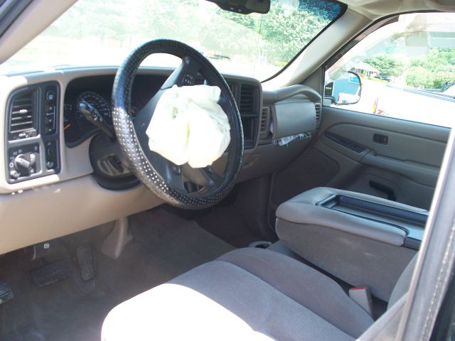 2005 GMC Sierra 1500 Lsall Wheeldrive