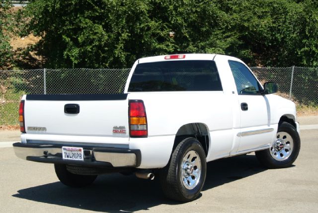 2005 GMC Sierra 1500 Cloth Buckets