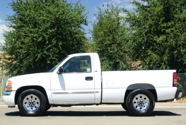 2005 GMC Sierra 1500 Cloth Buckets