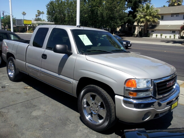 2005 GMC Sierra 1500 Lsall Wheeldrive