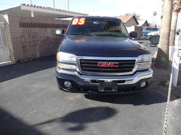 2005 GMC Sierra 1500 Cloth Buckets