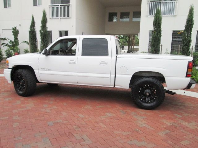 2005 GMC Sierra 1500 4WD 4dr AT