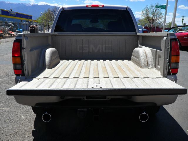 2006 GMC Sierra 1500 SLE Sierra 2WD