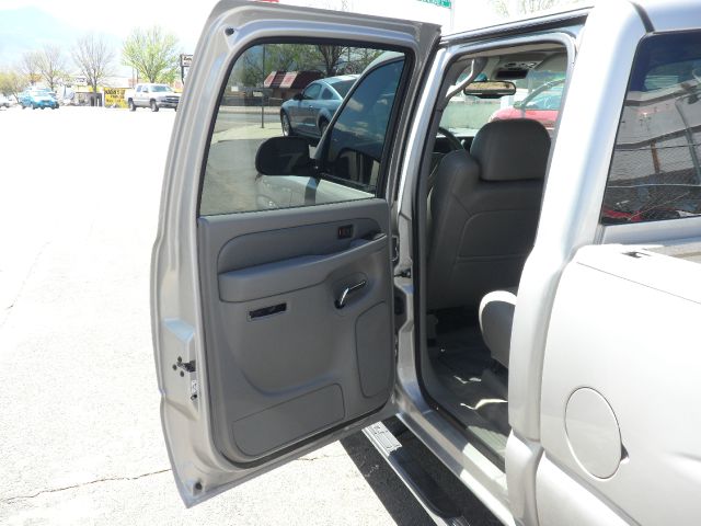 2006 GMC Sierra 1500 SLE Sierra 2WD