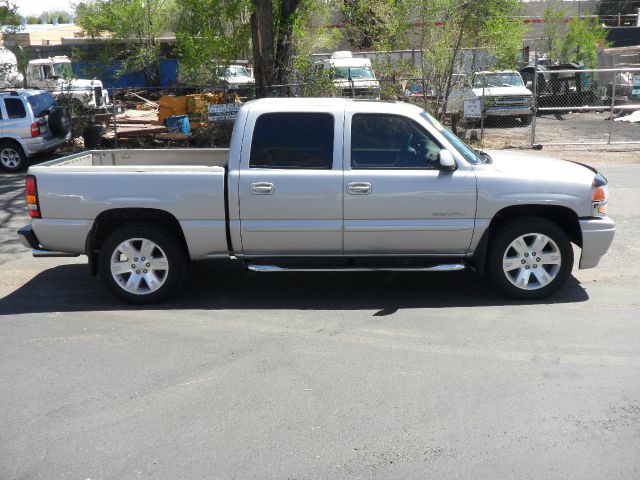 2006 GMC Sierra 1500 SLE Sierra 2WD