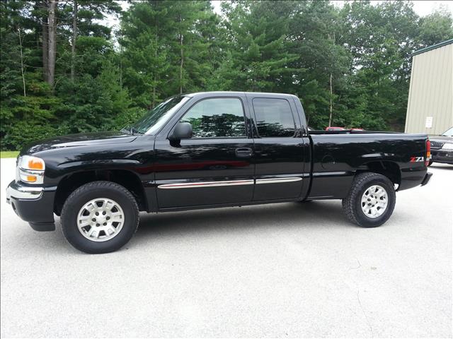 2006 GMC Sierra 1500 SLE Sierra 2WD