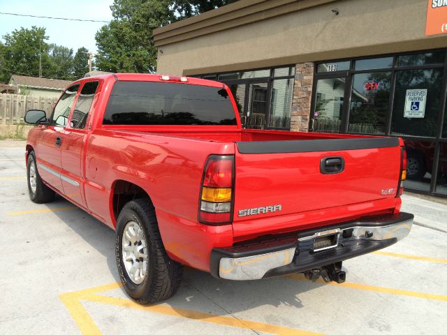 2006 GMC Sierra 1500 4WD LX AT