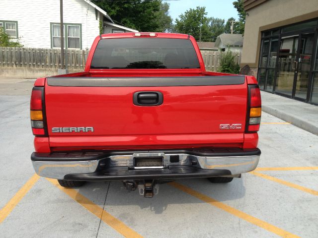 2006 GMC Sierra 1500 4WD LX AT