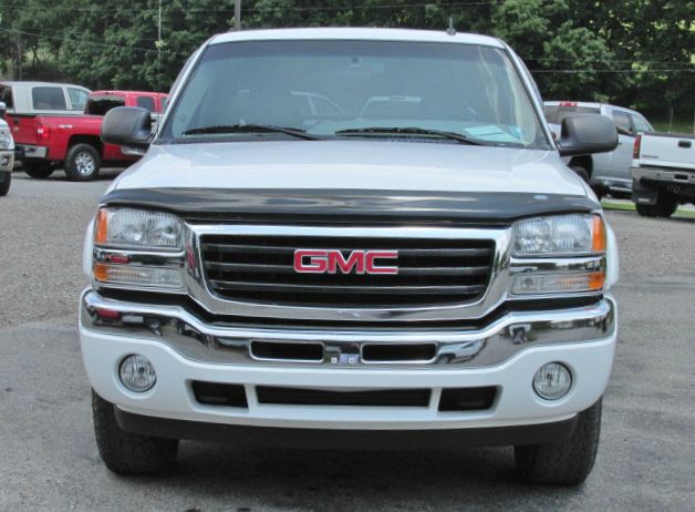 2006 GMC Sierra 1500 X4WD