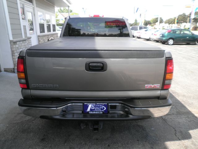 2006 GMC Sierra 1500 4WD LX AT