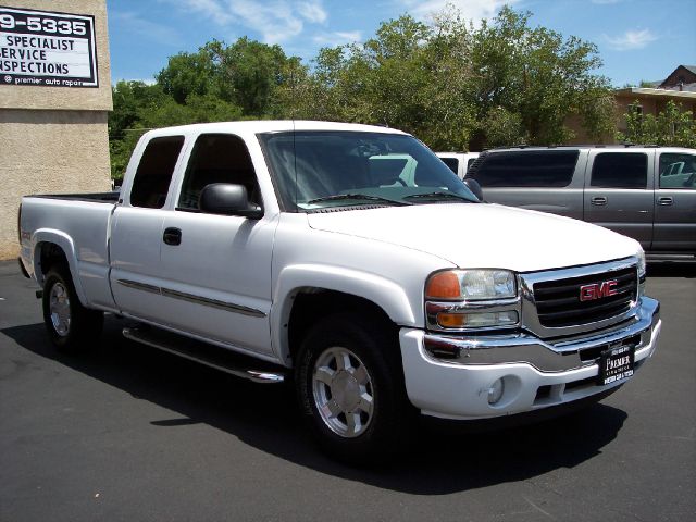 2006 GMC Sierra 1500 250H Premium Sedan 4D