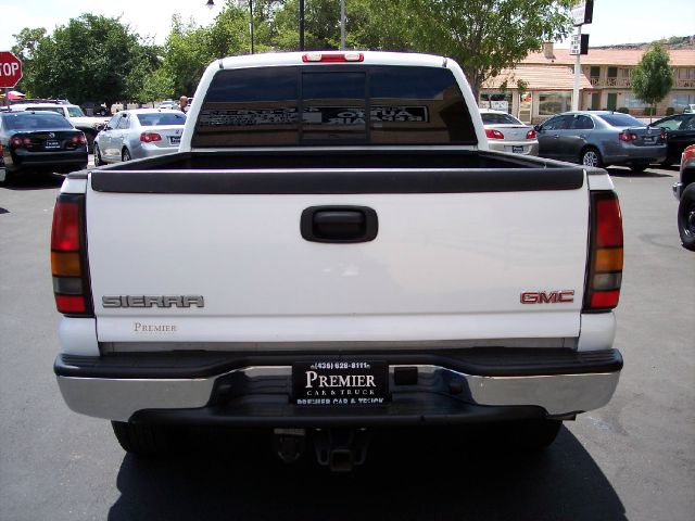 2006 GMC Sierra 1500 250H Premium Sedan 4D