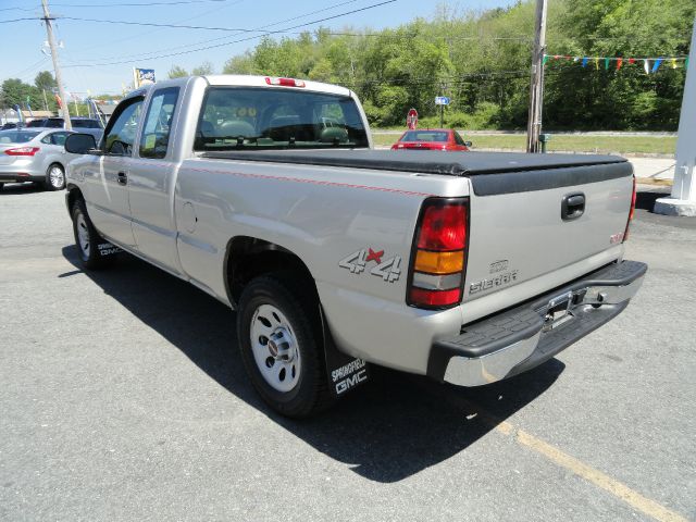 2006 GMC Sierra 1500 Lariat 4WD FX4