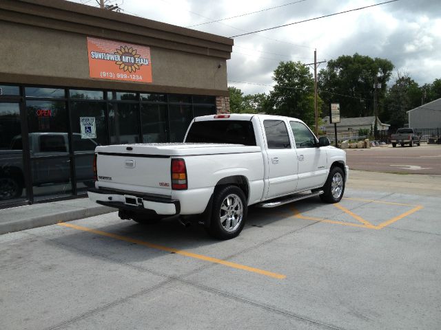 2006 GMC Sierra 1500 SLE Sierra 2WD