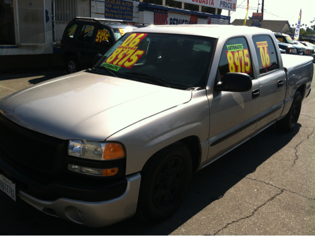 2006 GMC Sierra 1500 4WD V6