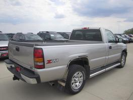 2006 GMC Sierra 1500 4dr Sdn Touring Signature RWD