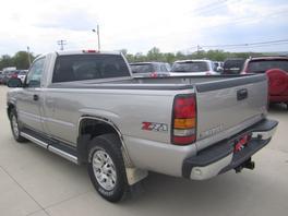 2006 GMC Sierra 1500 4dr Sdn Touring Signature RWD