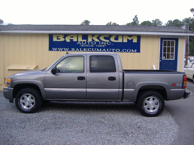 2006 GMC Sierra 1500 SLE Sierra 2WD