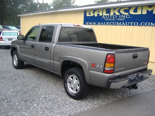 2006 GMC Sierra 1500 SLE Sierra 2WD