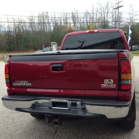 2006 GMC Sierra 1500 5dr XLE AWD (SE)