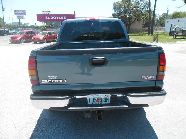 2006 GMC Sierra 1500 Base 3500 2 WD