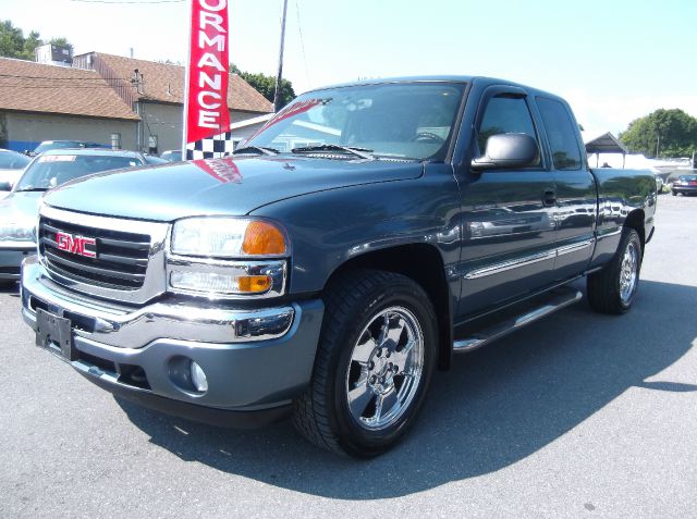 2006 GMC Sierra 1500 4WD EXT LT