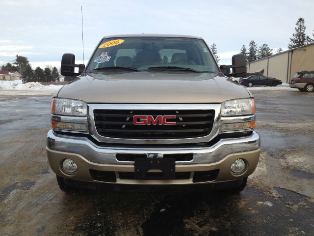 2006 GMC Sierra 1500 4DR SUV AT