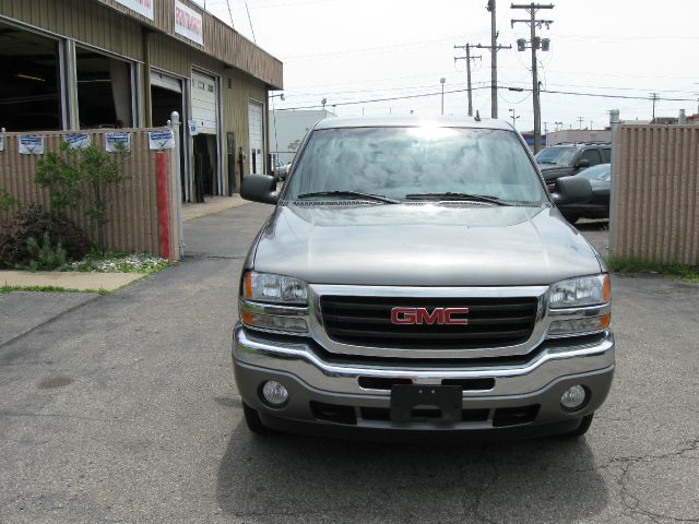 2006 GMC Sierra 1500 250H Premium Sedan 4D