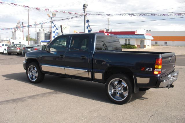 2006 GMC Sierra 1500 LT Leather Cd Tape