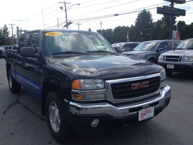 2006 GMC Sierra 1500 4WD S