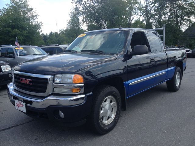 2006 GMC Sierra 1500 4WD S