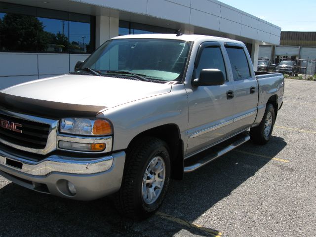 2006 GMC Sierra 1500 SLE Sierra 2WD