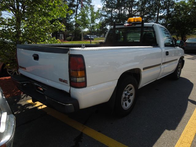 2006 GMC Sierra 1500 EX-L Minivan