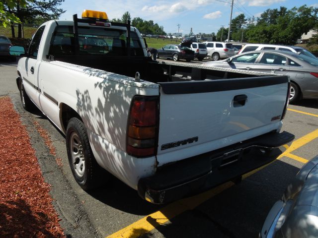 2006 GMC Sierra 1500 EX-L Minivan