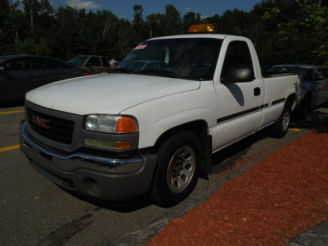 2006 GMC Sierra 1500 EX-L Minivan