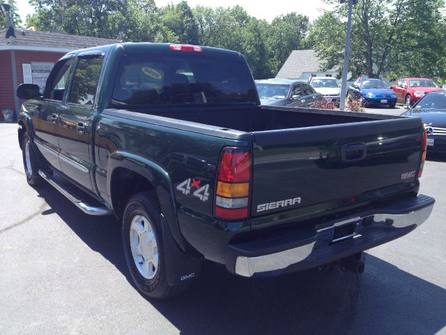 2006 GMC Sierra 1500 SLE Sierra 2WD