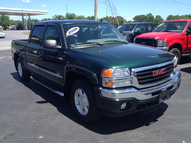 2006 GMC Sierra 1500 SLE Sierra 2WD