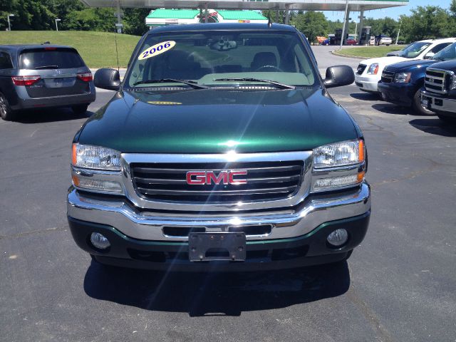 2006 GMC Sierra 1500 SLE Sierra 2WD