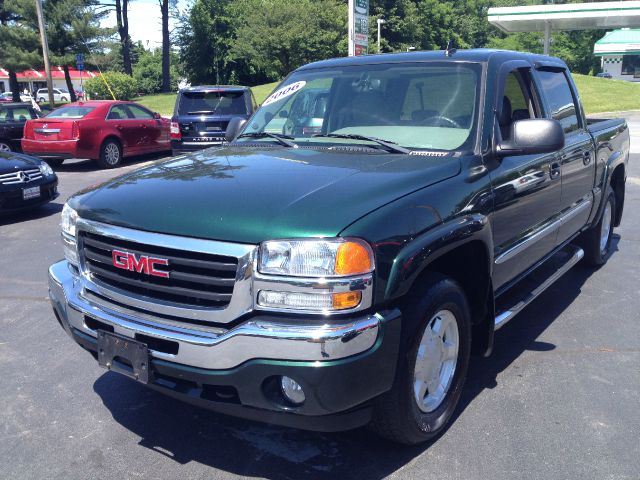 2006 GMC Sierra 1500 SLE Sierra 2WD