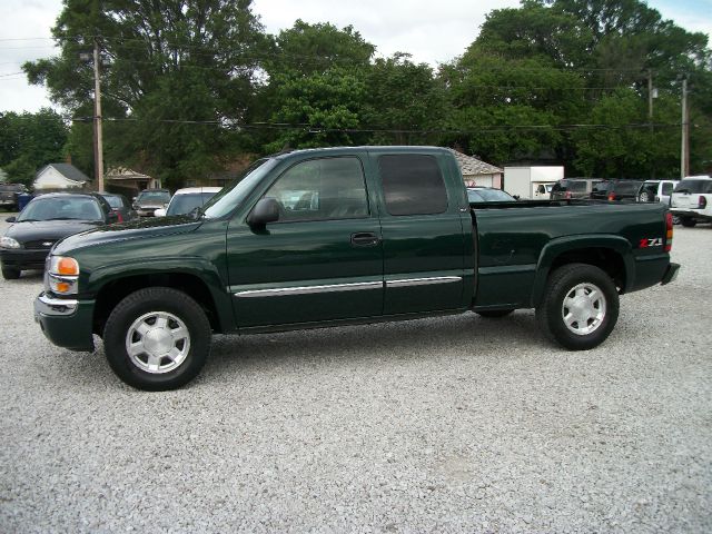 2006 GMC Sierra 1500 250H Premium Sedan 4D