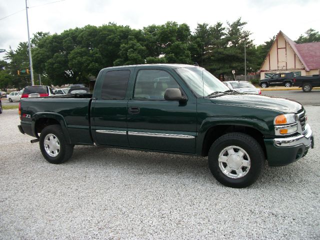 2006 GMC Sierra 1500 250H Premium Sedan 4D