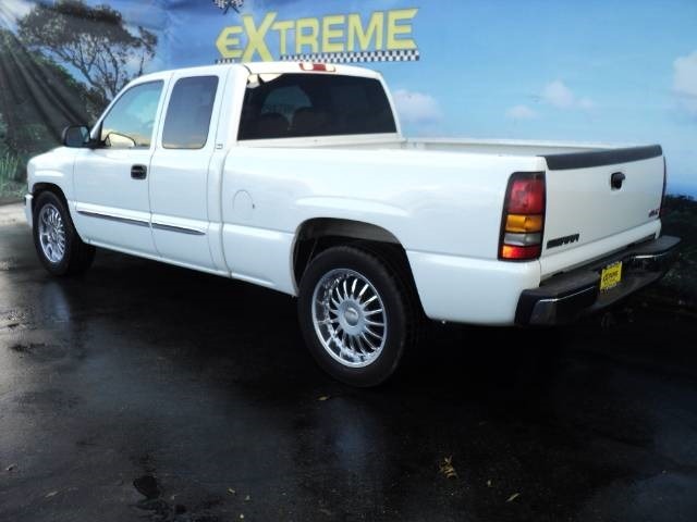 2006 GMC Sierra 1500 LN17 G