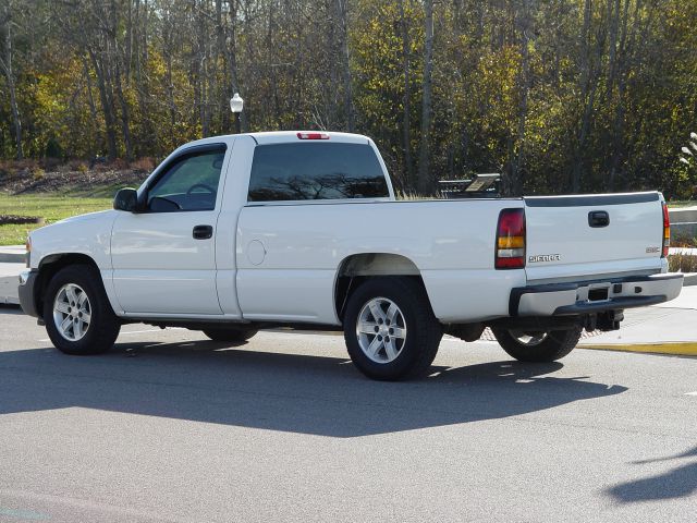 2006 GMC Sierra 1500 EX-L Minivan