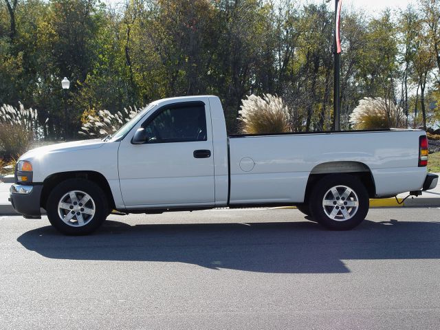 2006 GMC Sierra 1500 EX-L Minivan