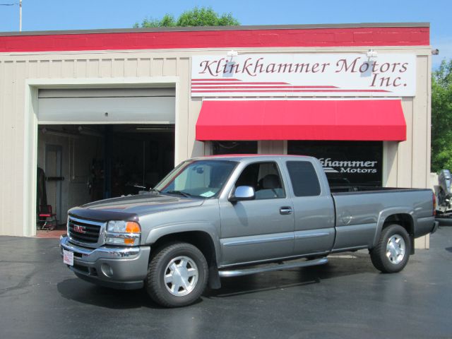 2006 GMC Sierra 1500 LT 34K V6 ROOF