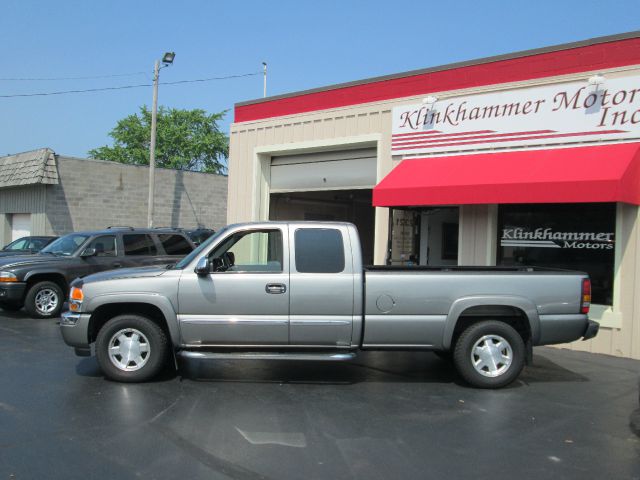 2006 GMC Sierra 1500 LT 34K V6 ROOF