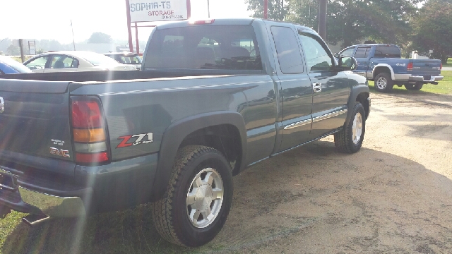 2006 GMC Sierra 1500 4DR SUV AT